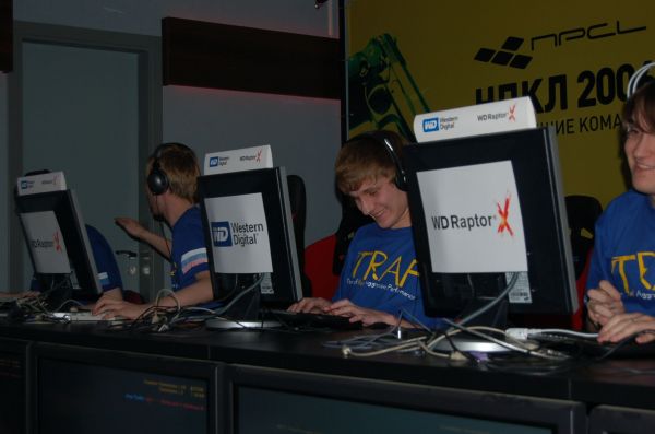 � Blade ���� ���� �����.........